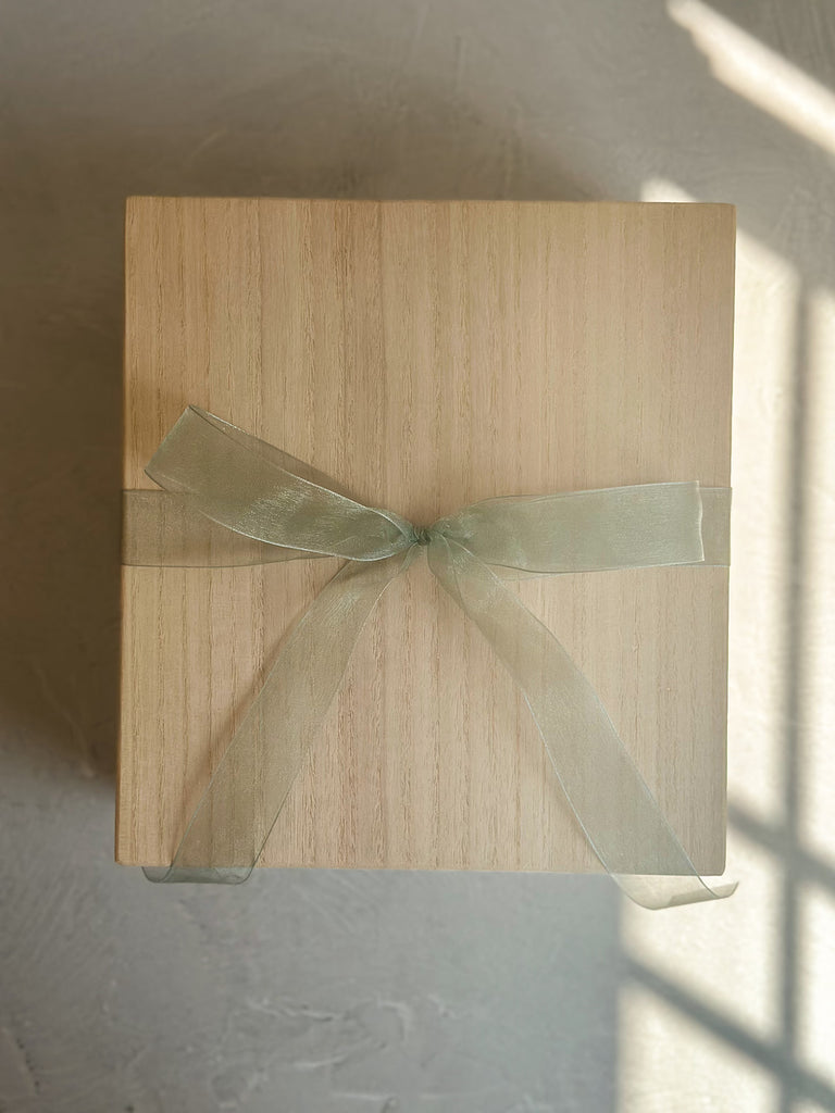 Traditional Matcha Tea Set - Handcrafted Wooden Gift Box